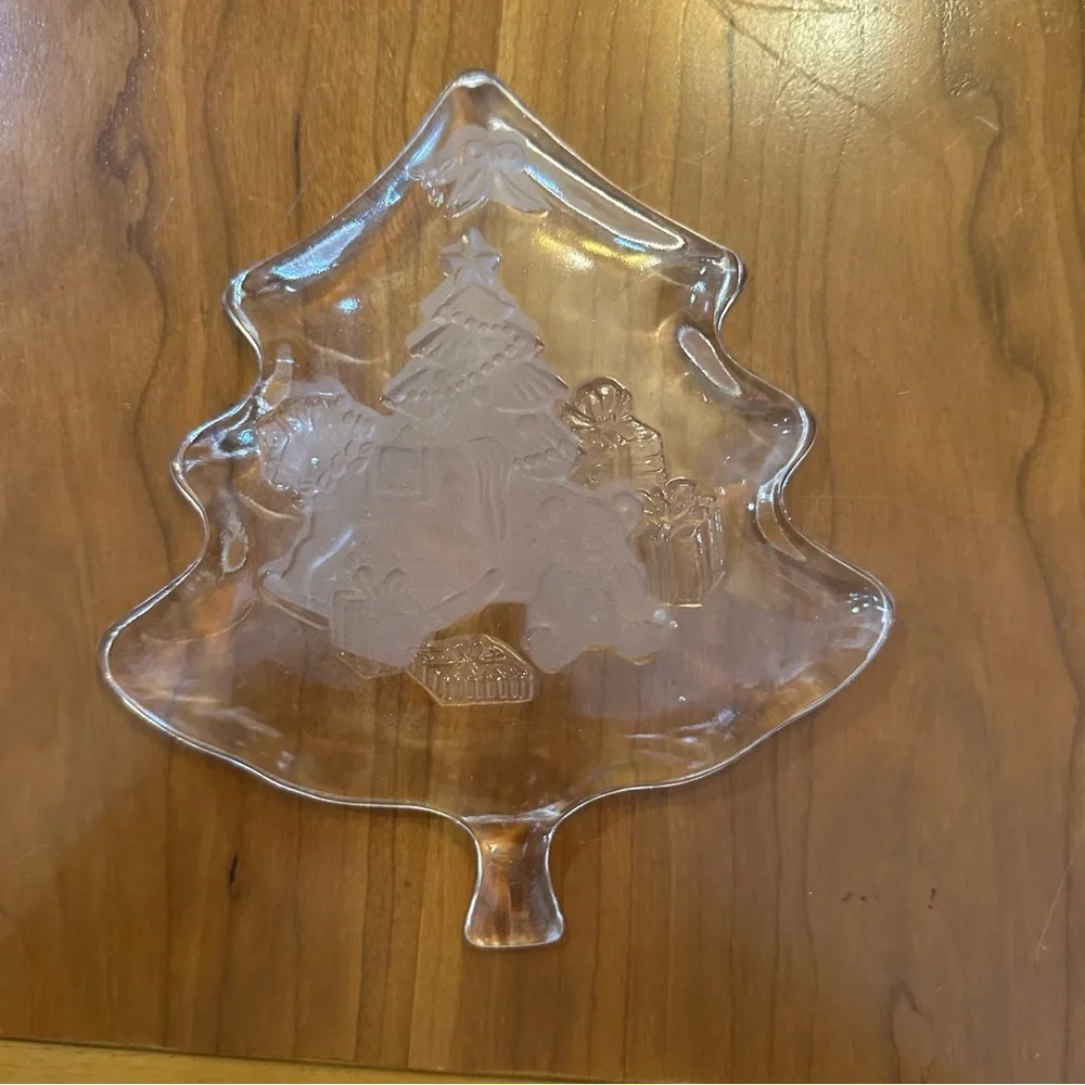 CHRISTMAS tree glass candy dish 🌲